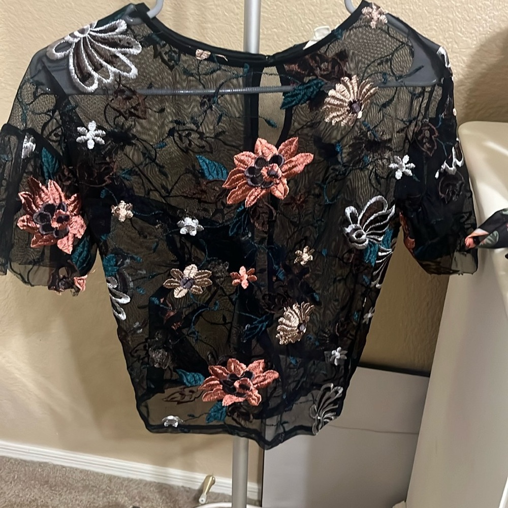 Sheer short sleeve top
